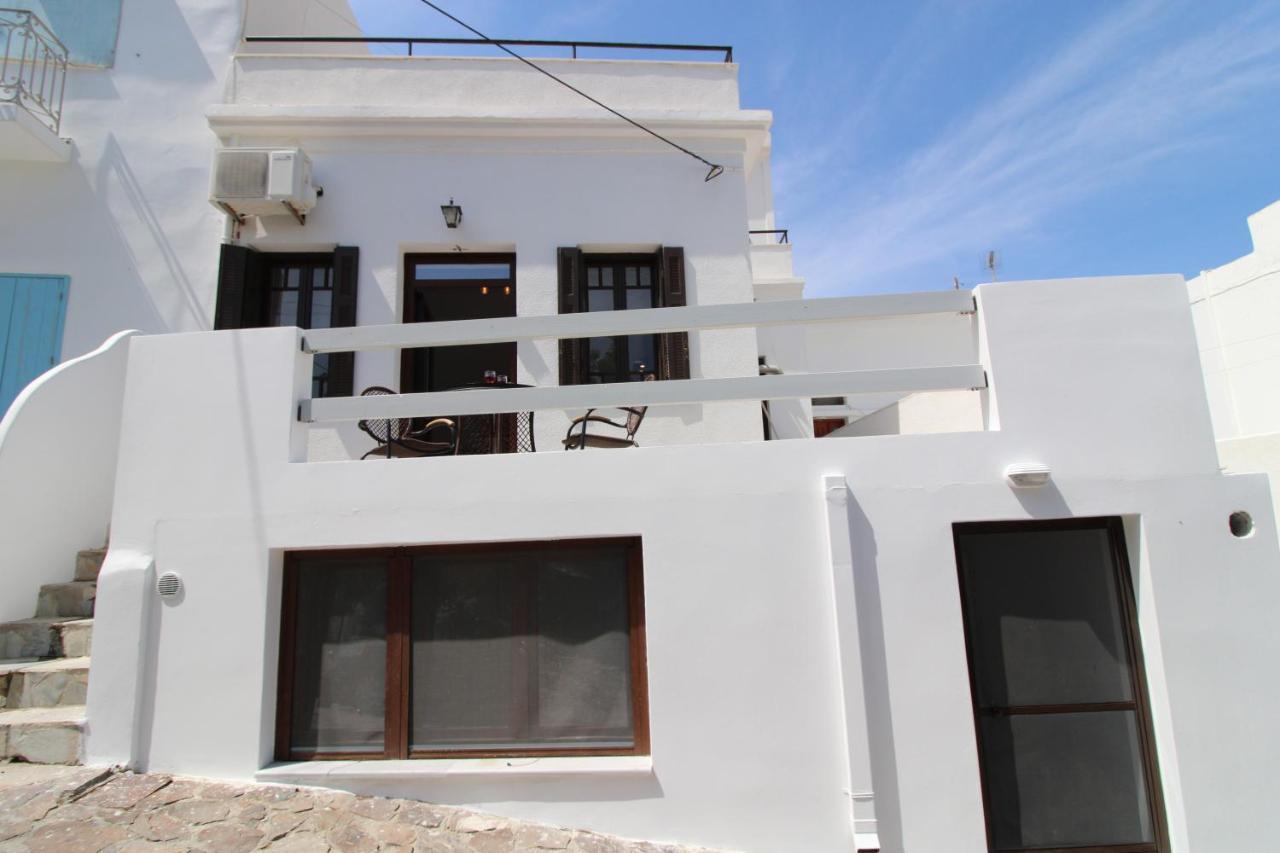 Plaka Philoxenia Apartments Esterno foto