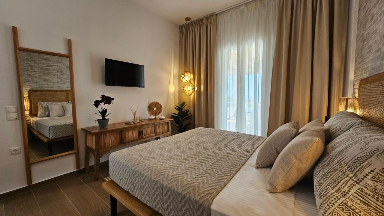Plaka Philoxenia Apartments Esterno foto